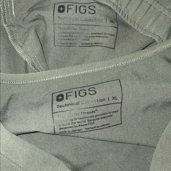 Figs Olive Green Scrub Set Extra Large - Picture 8 of 8